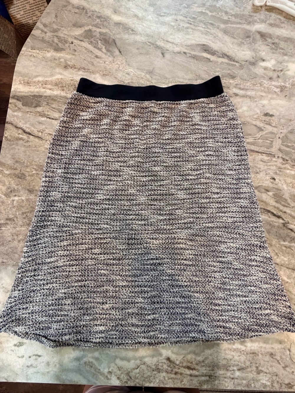 Liz Claiborne Career Pencil Skirt Size 6 Black White Knit Work Office Stretch